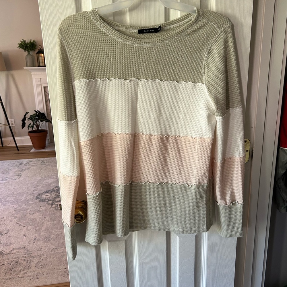Soft neutral tone waffle knit top, never worn